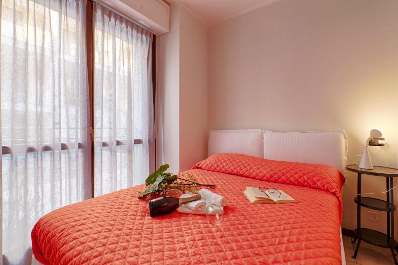 Modern Lakefront 2-Bedroom Apartment Acquaseria Luaran gambar